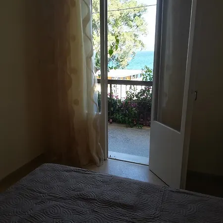 Apart-hotel Stella 3*