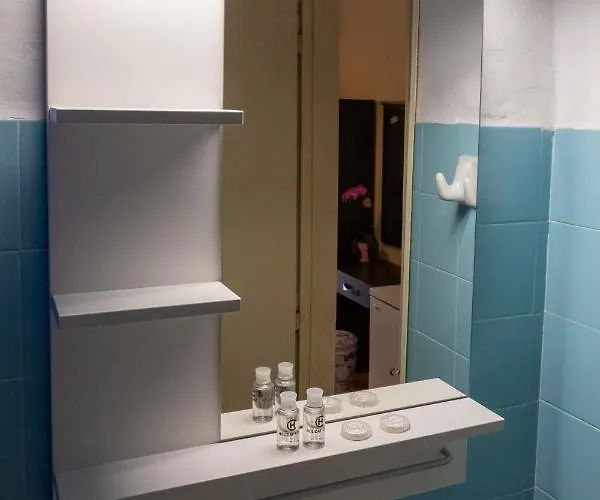 Stella 아파트호텔 Tolón