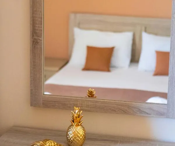 Stella Aparthotel